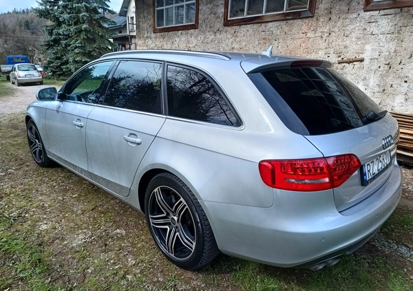 Audi A4 cena 29900 przebieg: 340000, rok produkcji 2011 z Recz małe 326